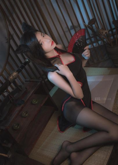 国产小姐姐与男主播互动直播_720超清在线观看