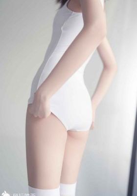 免费观看美女裸体的网站_1080P高清免费观看
