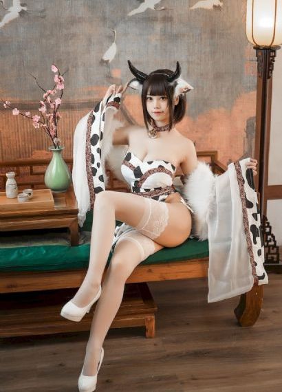 欧美妹子黑白高清头像_HD在线播放观看