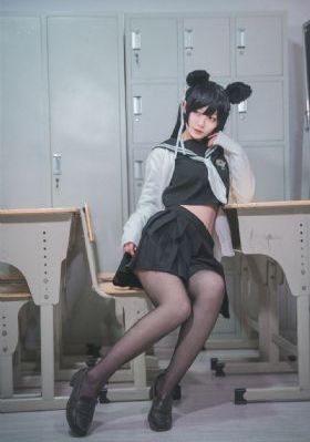 欧美扑克牌图片_1080超清免费观看