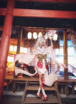 日韩精品最新在线李小璐不雅_超清电视剧在线观看